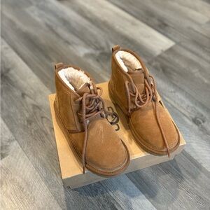 Ugg boots size 5